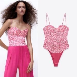 Zara Pink and White Floral Print Corset Style Barbiecore Bodysuit Size Small